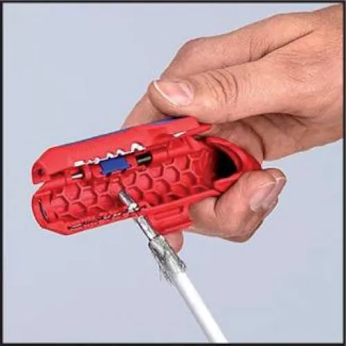 Anwendung 4 Robustes Knipex Abmantelungswerkzeug Ergostrip für Werkstatt und Handwerk